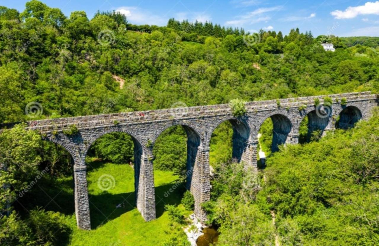 Viaduct View - Cefn Coed Lejlighed Merthyr Tydfil Eksteriør billede